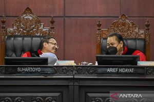 Kemarin, KPK sita dokumen dari rumah Gubernur Kalbar hingga putusan MK