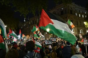 Pengunjuk rasa di London kecam pelanggaran gencatan Gaza oleh Israel