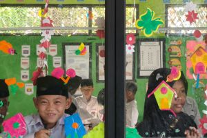 Dari dapur saat fajar, ke meja belajar