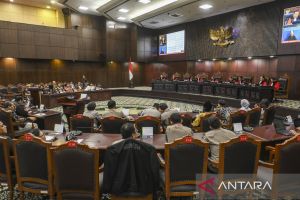 Kemarin, penyidikan korupsi hingga aturan jabatan sipil Polri