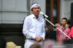 Hoaks! Dedi Mulyadi copot Wali Kota Farhan karena gagal atasi banjir