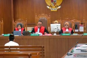 Dua orang didakwa rusak mobil pegawai Kemendagri saat demo Agustus