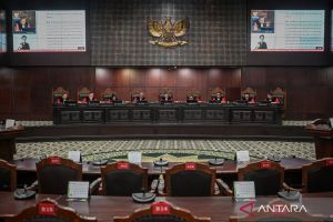 MK tolak pembatasan masa jabatan pengurus parpol maksimal dua periode