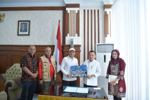 Gubernur Jambi antar langsung bantuan bencana ke Aceh