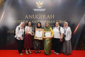 Kemendag Raih Penghargaan Badan Publik Terbaik Nasional pada Anugerah KIP 2025