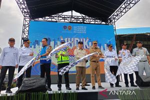 Menhub lepas ribuan penumpang bus mudik gratis Natal dan Tahun Baru