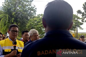 PGA bersama BKSDA tutup jalur pendakian tiga gunung api di Sumbar