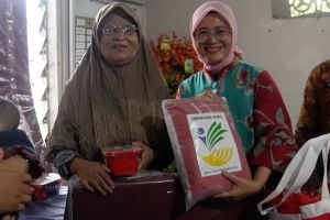 Pemkot Pangkalpinang salurkan bantuan bagi warga terdampak banjir rob