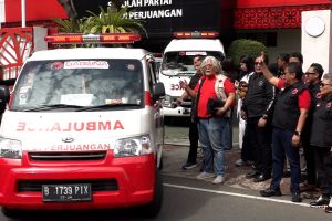 PDIP lepas tim kemanusiaan bantu korban banjir dan longsor