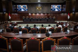 Tetaplah palu MK itu nyaring