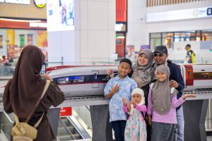 Jumlah turis asing yang gunakan Whoosh naik 60 persen pada 2025