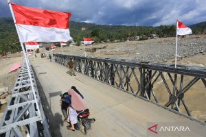 TNI AD terus bangun jembatan di wilayah terkena bencana di  Sumbar