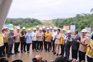 Komisi V DPR RI Tinjau Progres Tol Serang - Panimbang, Dorong Percepatan Konektivitas Banten Utara&ndash;Selatan!