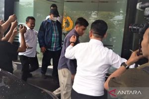 Maidi, dari niat membangun Kota Madiun Mendunia berujung OTT KPK