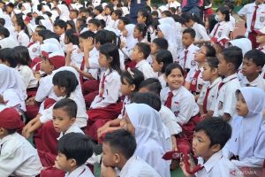 Lingkungan sehat keluarga bantu membangun ketahanan mental anak