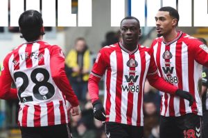 Piala FA: Kemenangan Tipis dan Adu Penalti Bawa Sunderland, Fulham, dan Leeds ke Babak 5