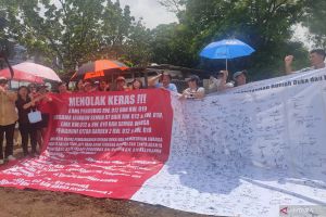Warga gelar aksi tolak proyek pembangunan krematorium di Kalideres