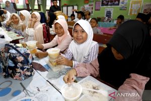 Menakar "Dapur Rp 500 Juta", sebuah revolusi tata kelola MBG