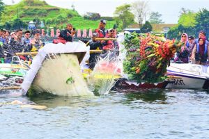 Menjaga Labuhan Sarangan menjadi tradisi dan ikon pariwisata Magetan