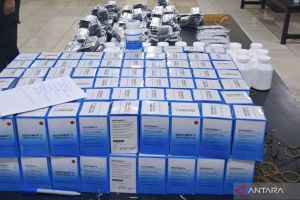 Polres Bekasi bongkar gudang 187 ribu butir obat ilegal