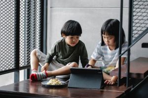 Meta-Google dipanggil, KPAI minta platform digital patuhi PP Tunas