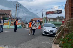 Pemkab Probolinggo uji coba tiket daring di kawasan wisata Bromo