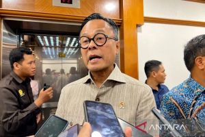 Dony Oskaria: Swasembada nyata, Bulog kekurangan gudang beras