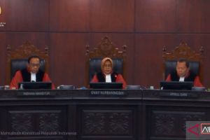 MK gelar sidang pendahuluan uji materi UU Parpol oleh PBB