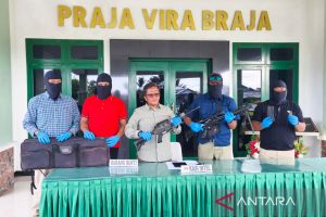 Korem 173 temukan dua senjata di rumah WNA terlibat tambang ilegal