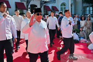 Politik kemarin,Prabowo shalat Idul Adhahingga perayaan kurban