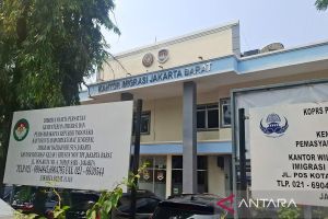 Imigrasi Jakbar pastikan pelayanan tetap berjalan setelah OTT KPK