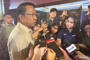 Marak korupsi lembaga, Menkum: Jangan main-main dengan layanan publik