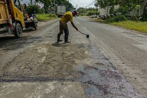 Gubernur Jateng: Perbaikan jalan jangan asal-asalan