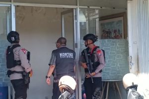Kortastipikor Polri geledah kontraktor proyek PG Asembagus di Surabaya