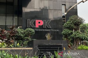 Legislator minta KPK periksa Dukcapil DKI terkait izin tinggal WNA