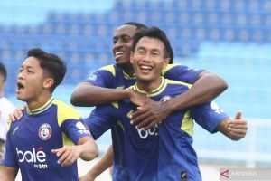 Arema FC permanenkan Hansamu Yama dari Persija Jakarta