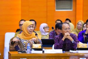 Khofifah dukung perluasan digitalisasi bansos di Jatim