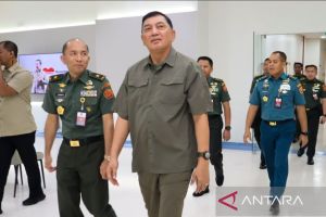 Menhan pastikan fasilitas farmasi RSPPN siap untuk layani rakyat