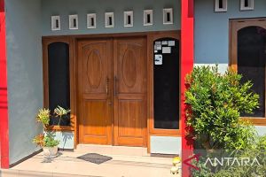 KPK geledah "safe house" Bupati Sukoharjo di Laweyan Solo
