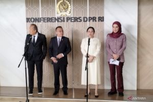 Ketua DPR minta proses penyidikan eks Jampidsus transparan