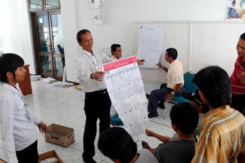 Anggota KPPS Palu ikut sosialisasi pemilu