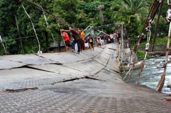 Kegagalan manajemen konstruksi sebabkan jembatan ambruk, kata pakar