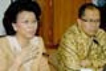 DIALOG PEREMPUAN