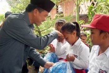 Bantuan Pelajar PNPM-PM