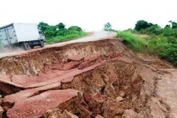 Lintas Kalimantan Parah