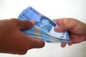 Mewaspadai politik uang di pilkada serentak  Sumbar