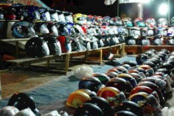 Wajib Helm Standar