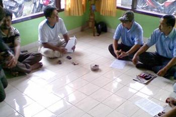 SEPAKAT BERDAMAI
