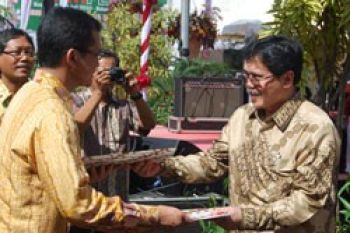 Carrefour-Ditjen Hortikultura Berdayakan UMKM Pertanian