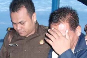 RE Tiba di Karimun